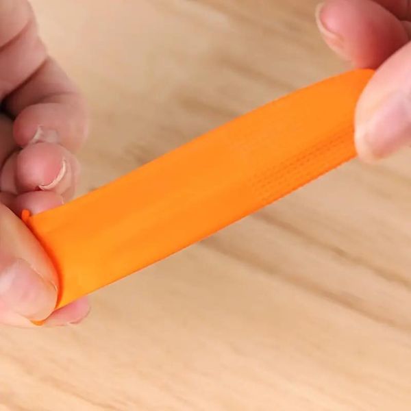 THUMBYCUT